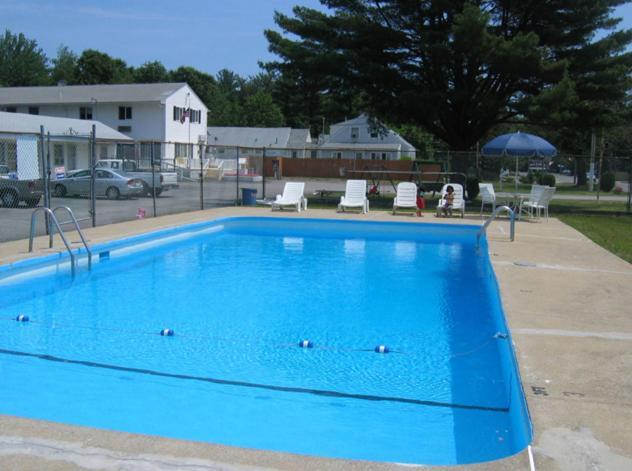 Knotty Pine Motel Salisbury Exterior foto